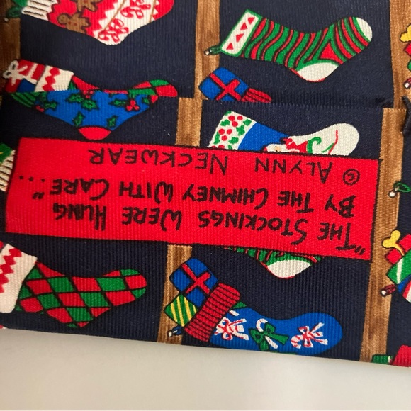 Alynn Neckwear Necktie The Stockings Were Hung With The Chimney With Care - Picture 4 of 5
